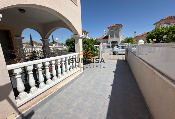 Villa · Herverkoop - Algorfa · Lo Crispin · Alicante · Spanje