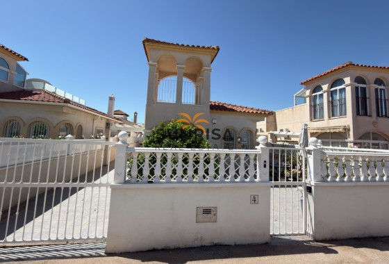 Villa · Herverkoop - Algorfa · Lo Crispin · Alicante · Spanje