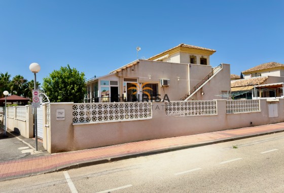 Villa · Herverkoop - Algorfa · Lo Crispin · Alicante · Spanje