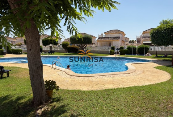 Villa · Herverkoop - Algorfa · Lo Crispin · Alicante · Spanje