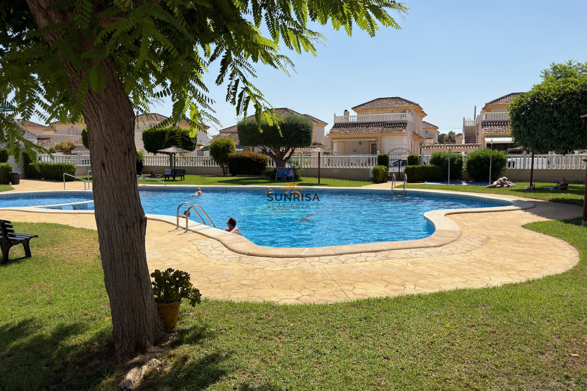 Herverkoop - Villa - Algorfa