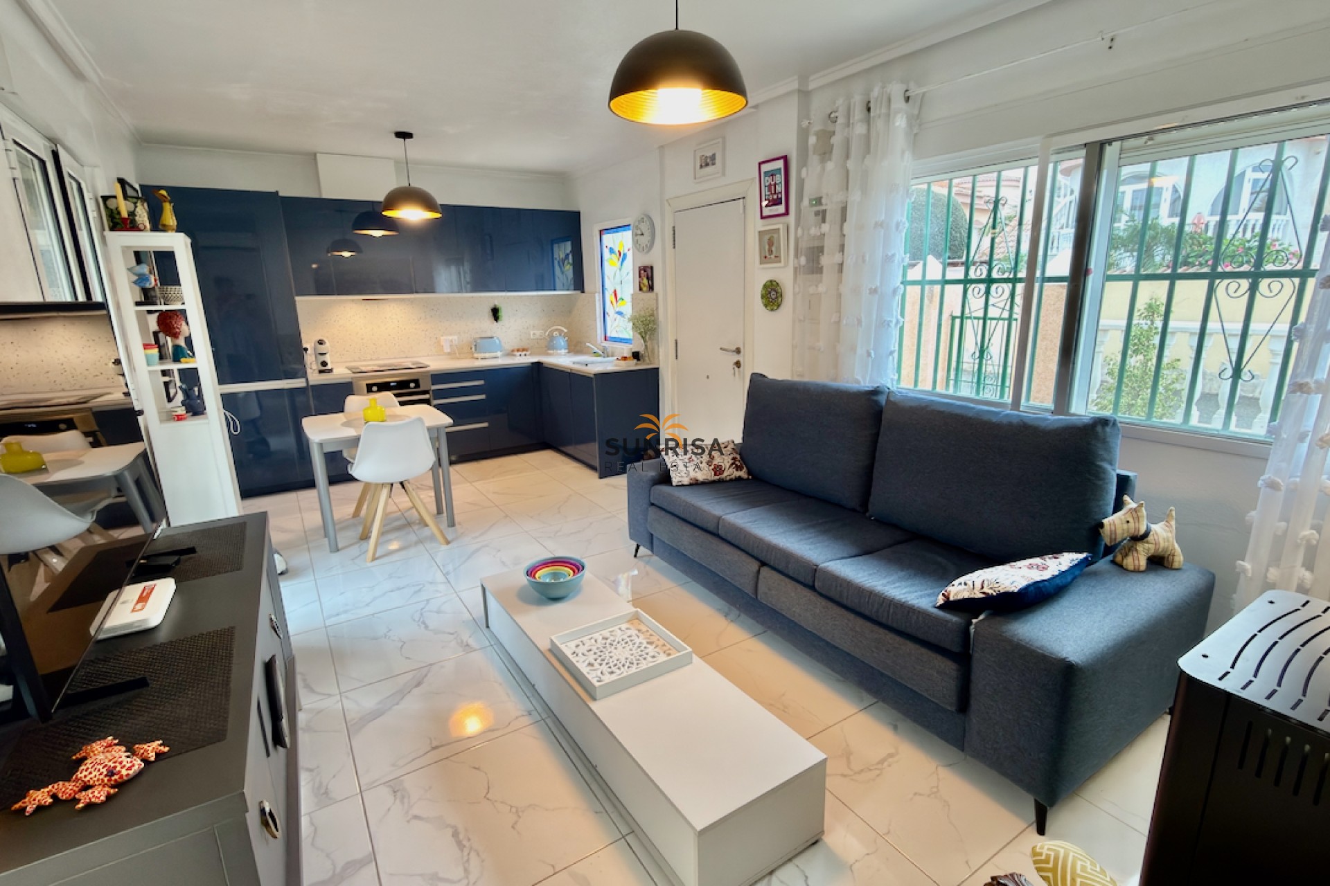 Resale - Villa - Rojales