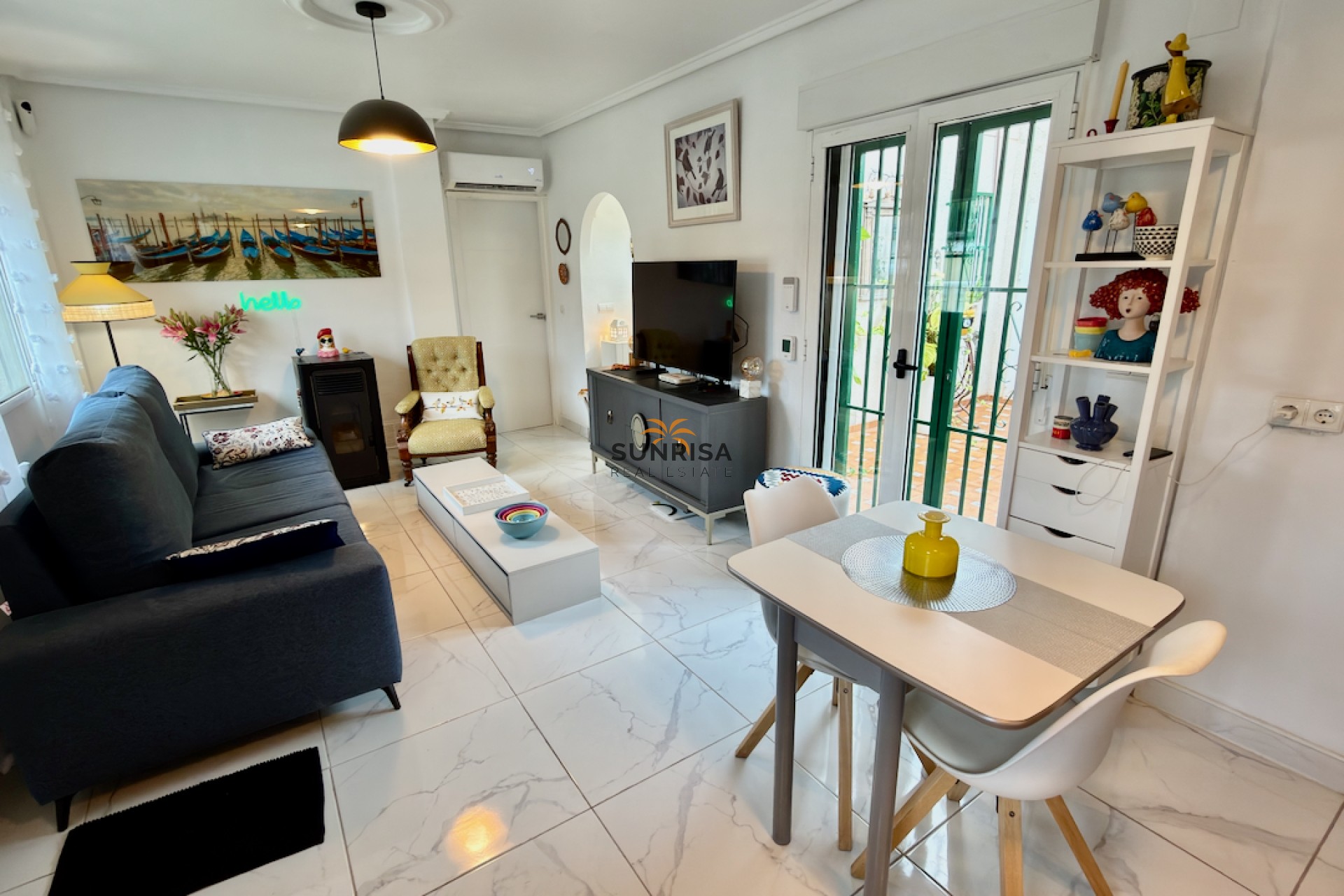 Resale - Villa - Rojales