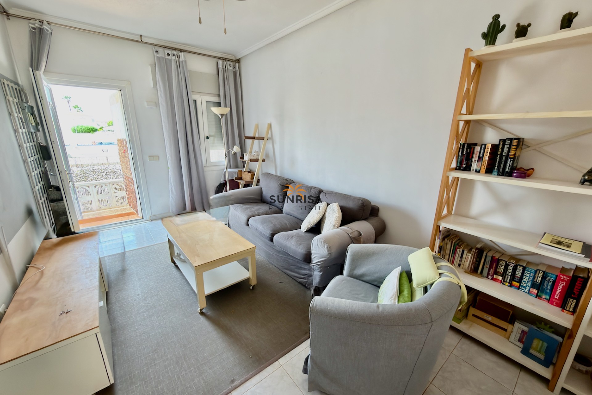 Resale - Villa - Rojales