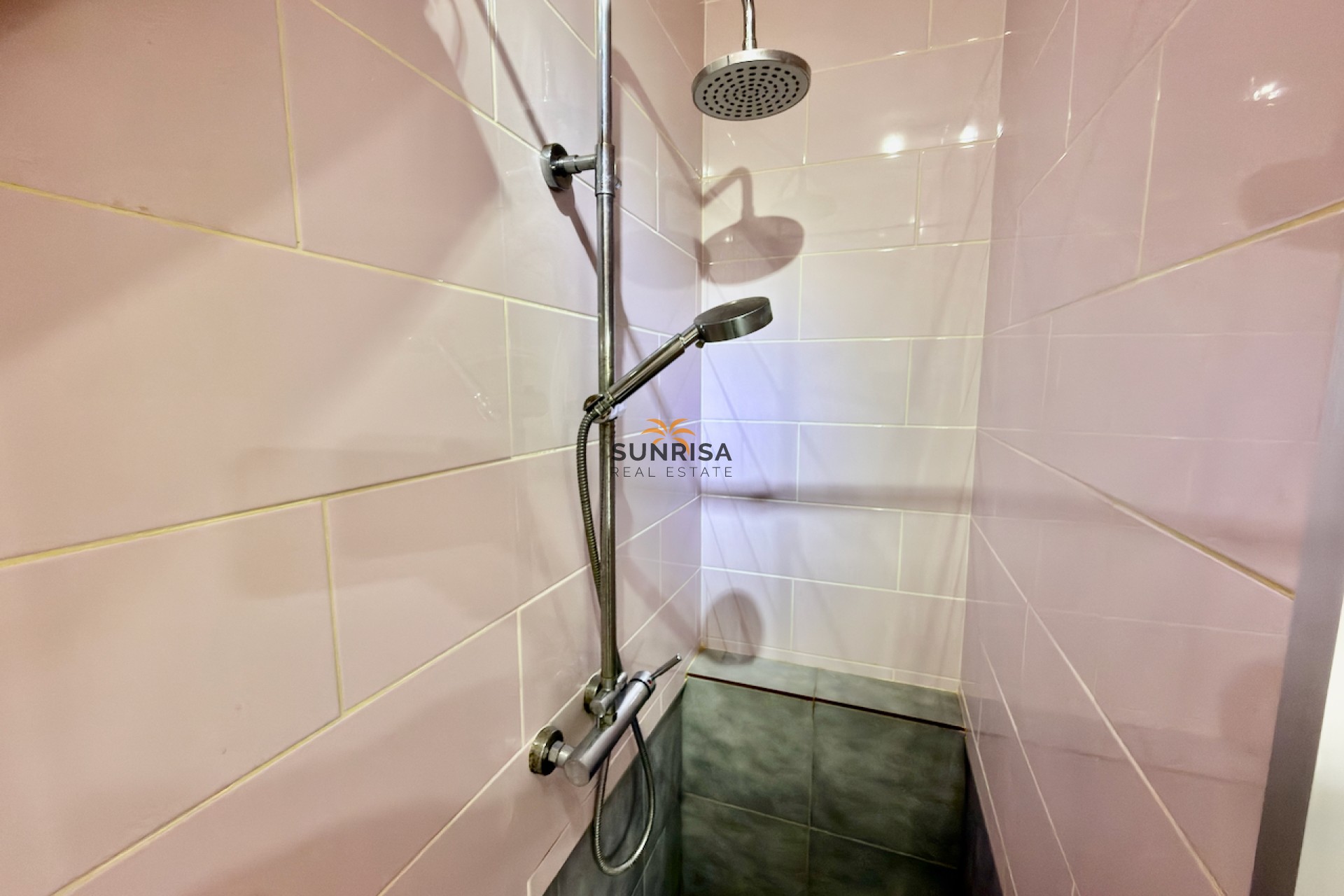 Resale - Villa - Rojales