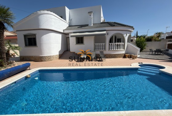 Villa · Herverkoop - Ciudad Quesada · Alicante · Spanje