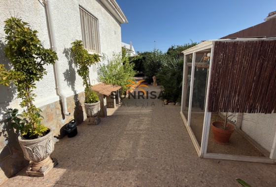 Villa · Herverkoop - Torrevieja · San Luis · Alicante · Spanje