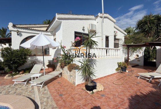 Villa · Herverkoop - Ciudad Quesada · Alicante · Spanje