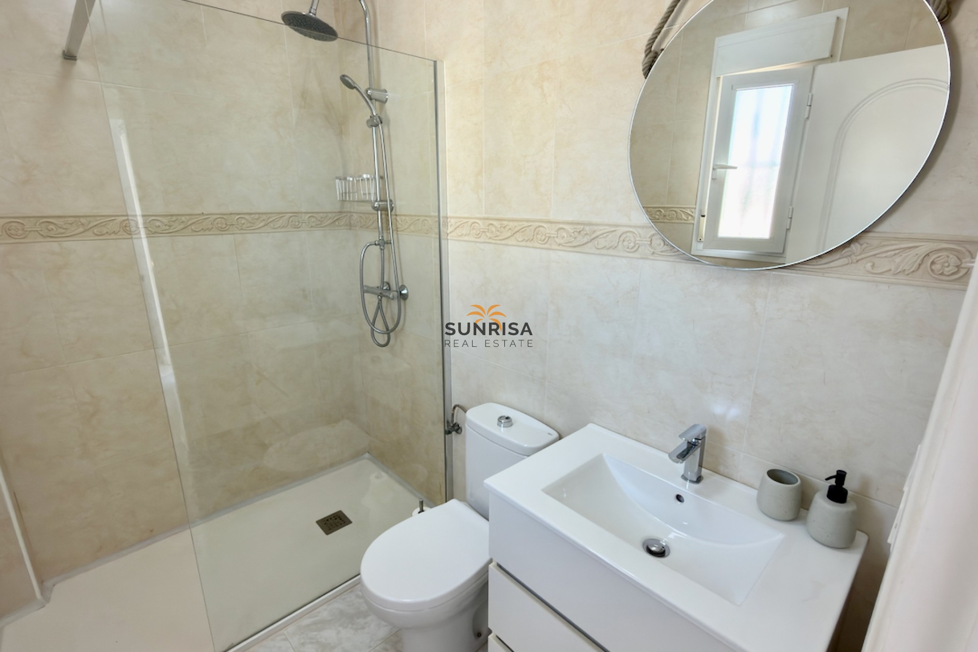 Revente - Villa - Ciudad Quesada