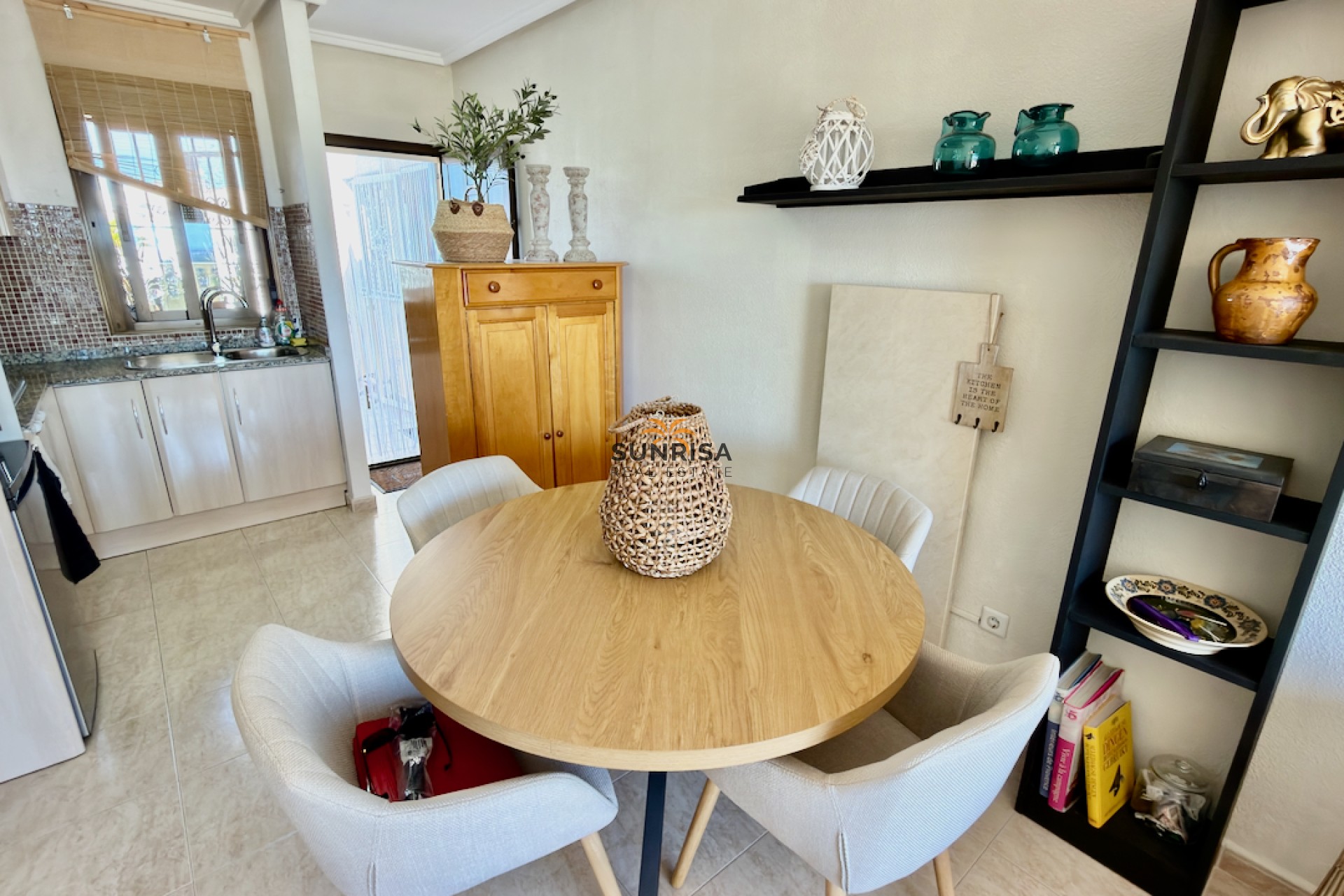 Resale - Apartment - Ciudad Quesada
