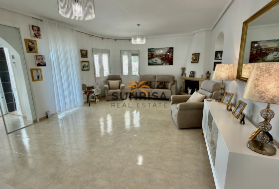 Villa · Herverkoop - Ciudad Quesada · Alicante · Spanje