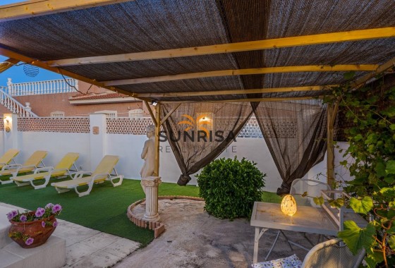 Villa · Herverkoop - Ciudad Quesada · Alicante · Spanje