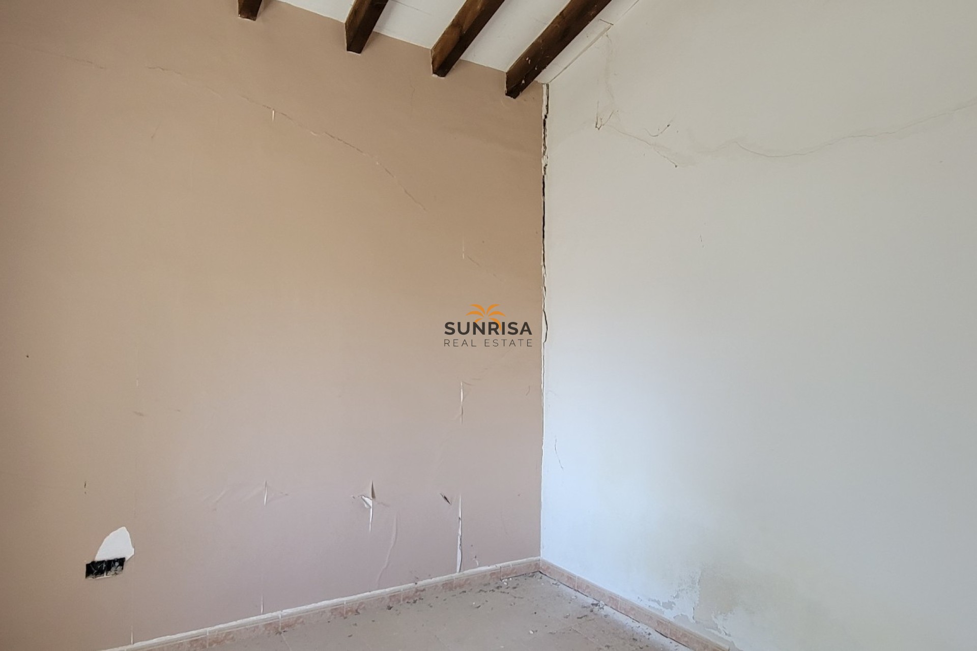 Resale - Finca - Torremendo