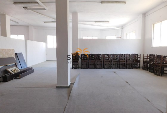Locaux commerciaux · Revente - San Miguel de Salinas · Alicante · Espagne