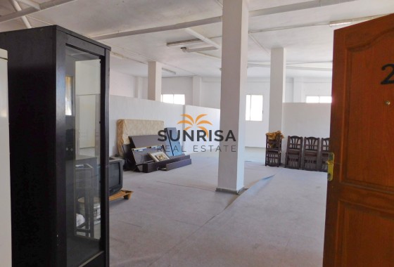Locaux commerciaux · Revente - San Miguel de Salinas · Alicante · Espagne