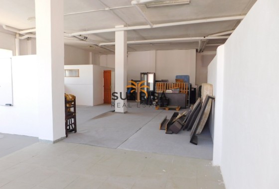 Locaux commerciaux · Revente - San Miguel de Salinas · Alicante · Espagne