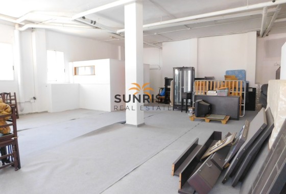 Locaux commerciaux · Revente - San Miguel de Salinas · Alicante · Espagne