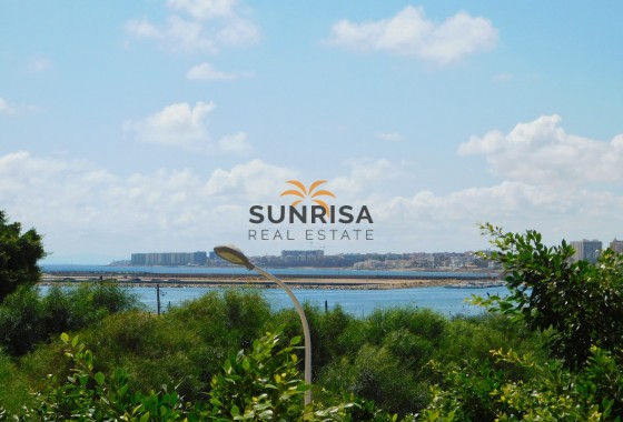 Apartamento · Reventa - Torrevieja · Alicante · España