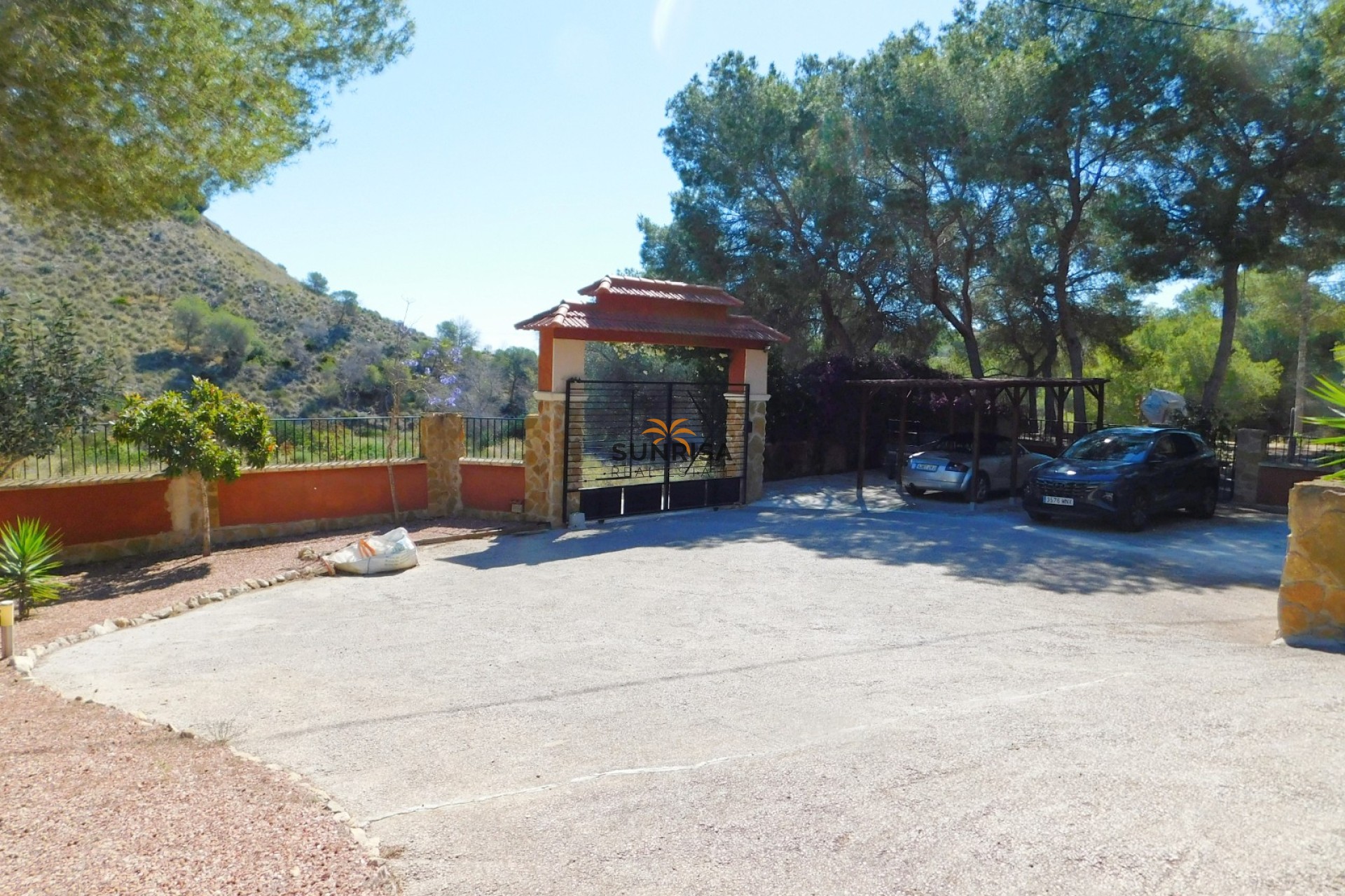 Resale - Finca - Torremendo