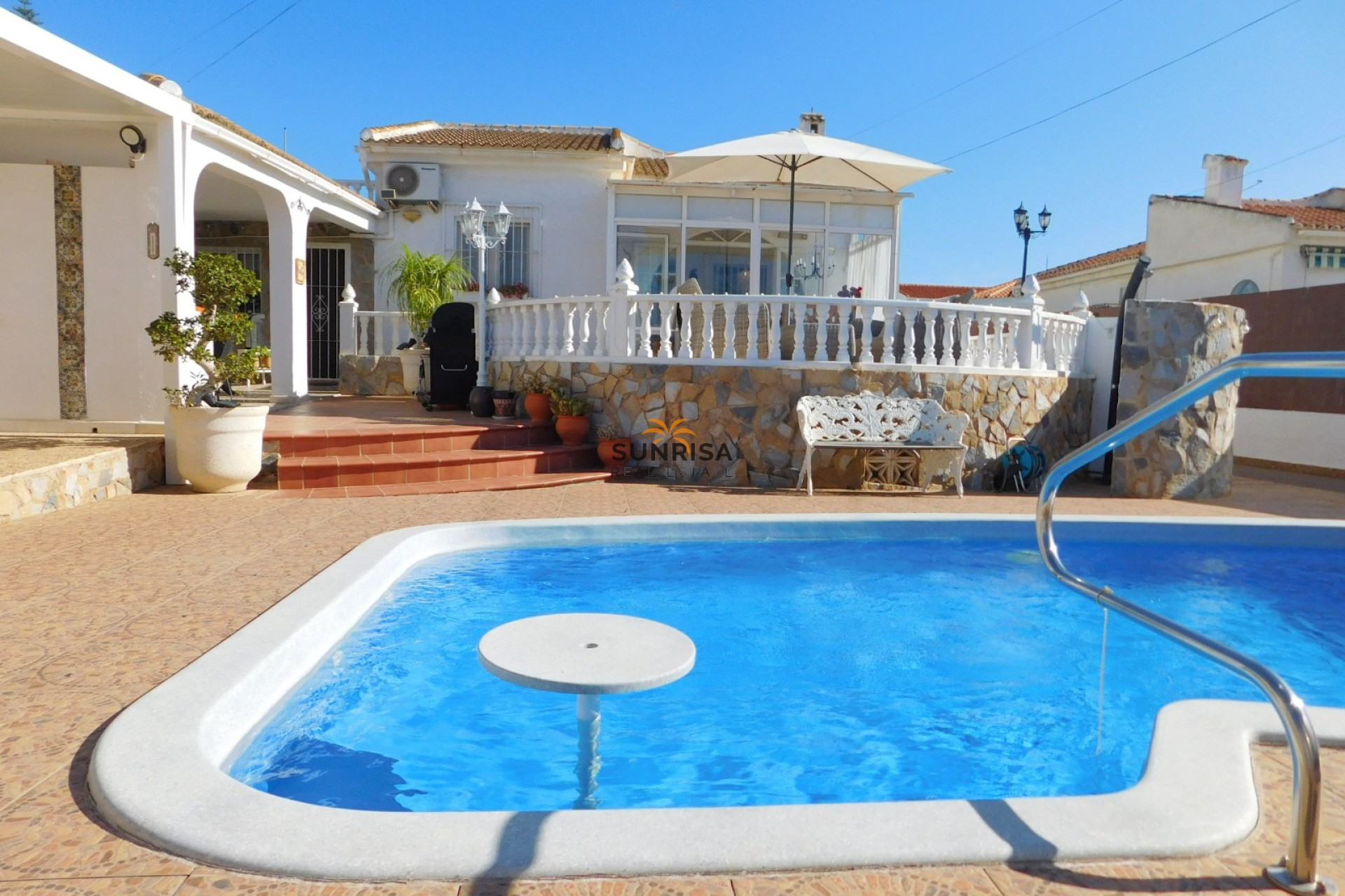 Herverkoop - Twee-onder-een-kapwoning - Torrevieja