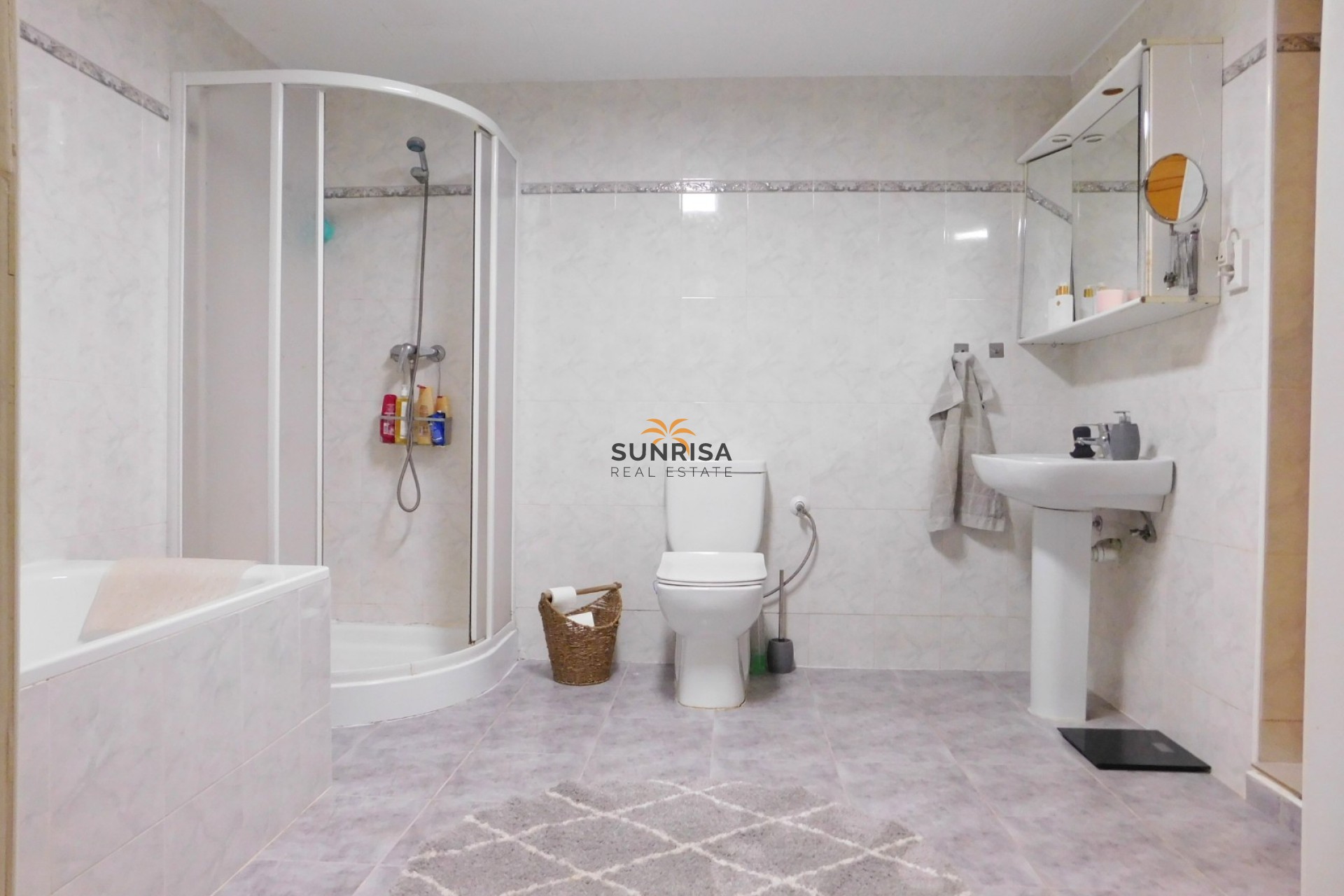 Herverkoop - Twee-onder-een-kapwoning - Torrevieja
