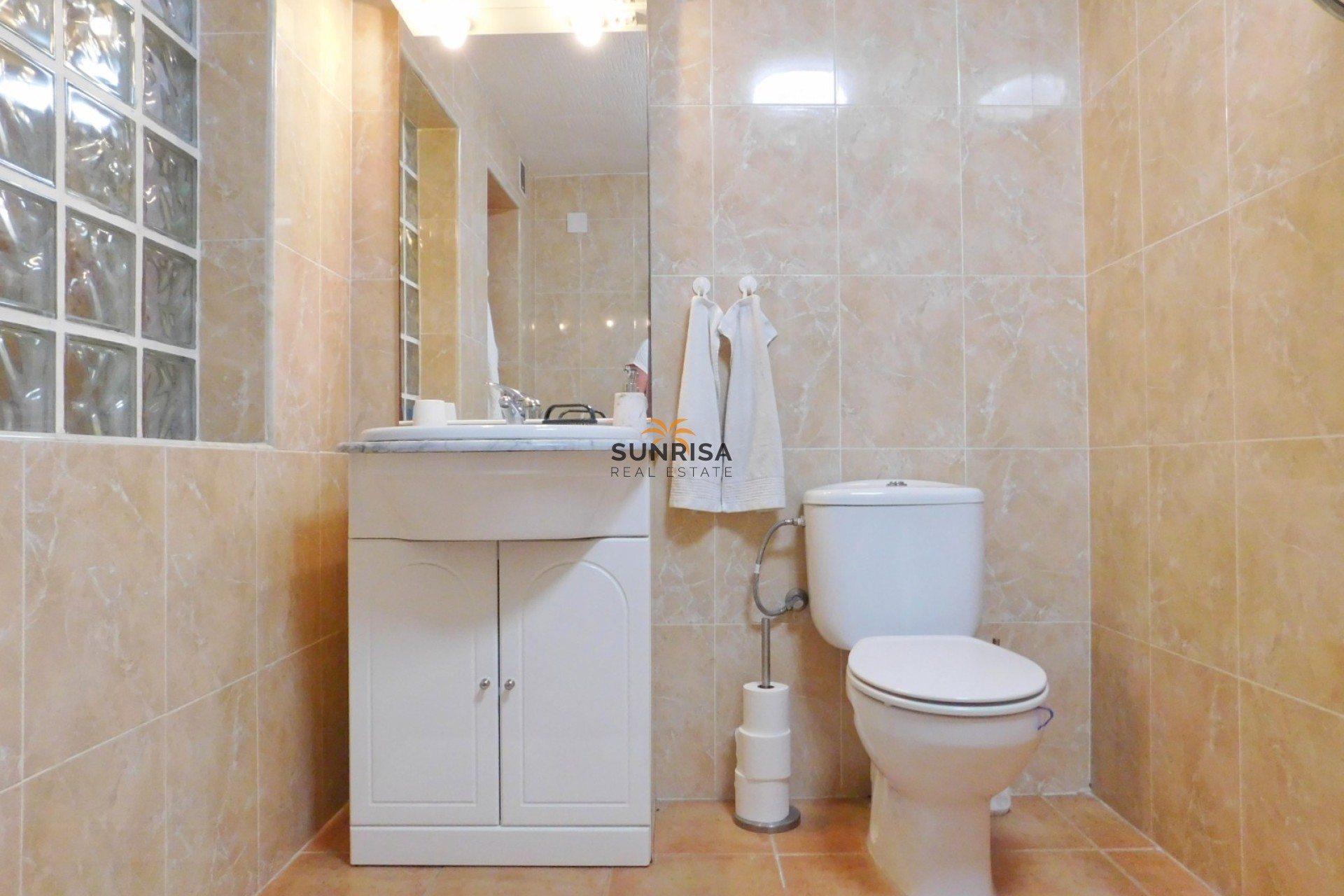 Herverkoop - Twee-onder-een-kapwoning - Torrevieja