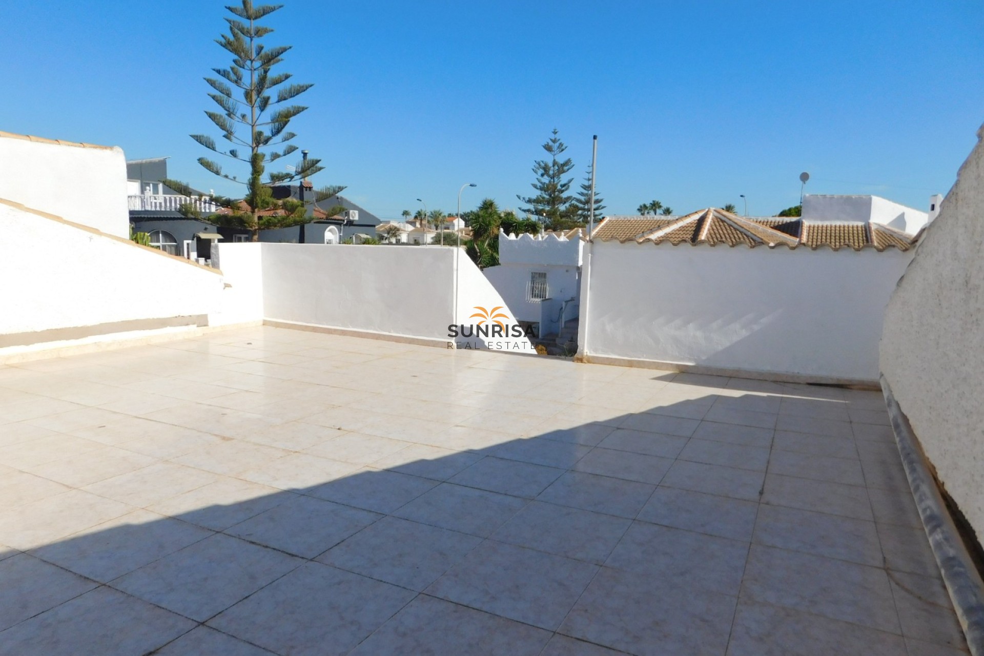Herverkoop - Twee-onder-een-kapwoning - Torrevieja