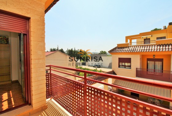 Townhouse · Resale - Los Desamparados · Alicante · Spain