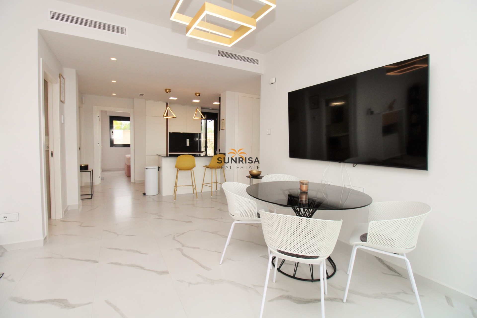Resale - Apartment - San Miguel de Salinas