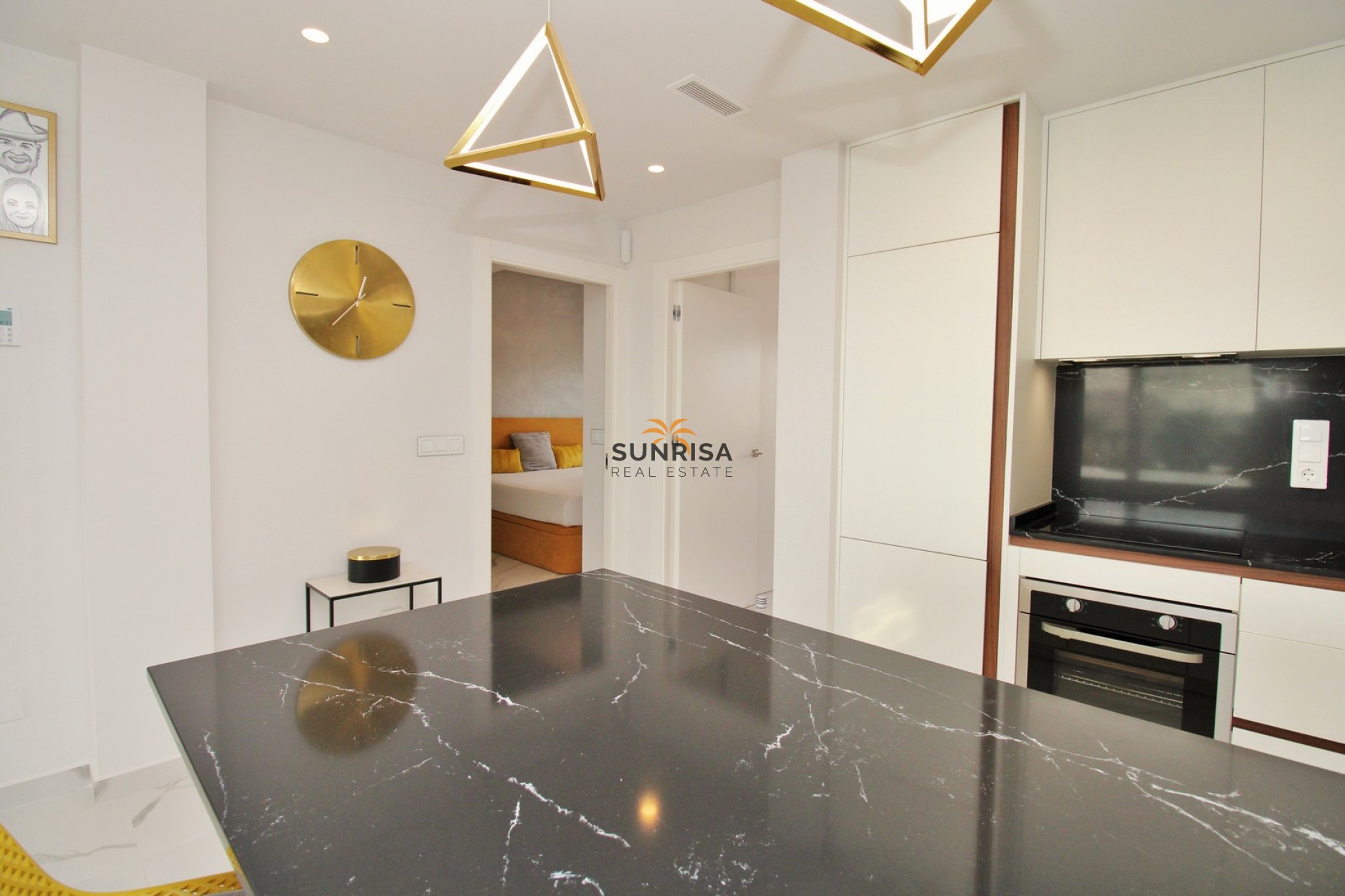 Resale - Apartment - San Miguel de Salinas