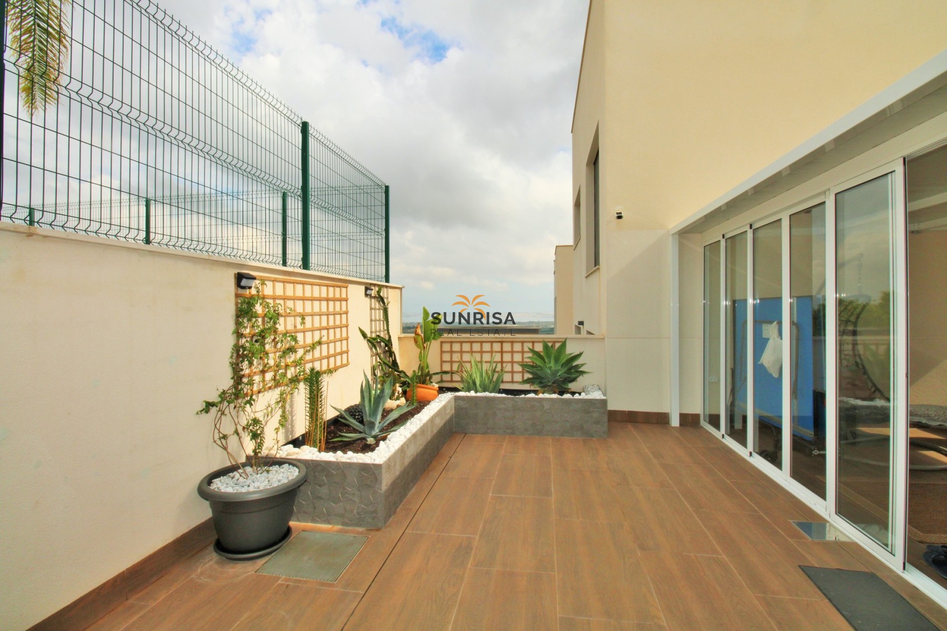 Resale - Apartment - San Miguel de Salinas