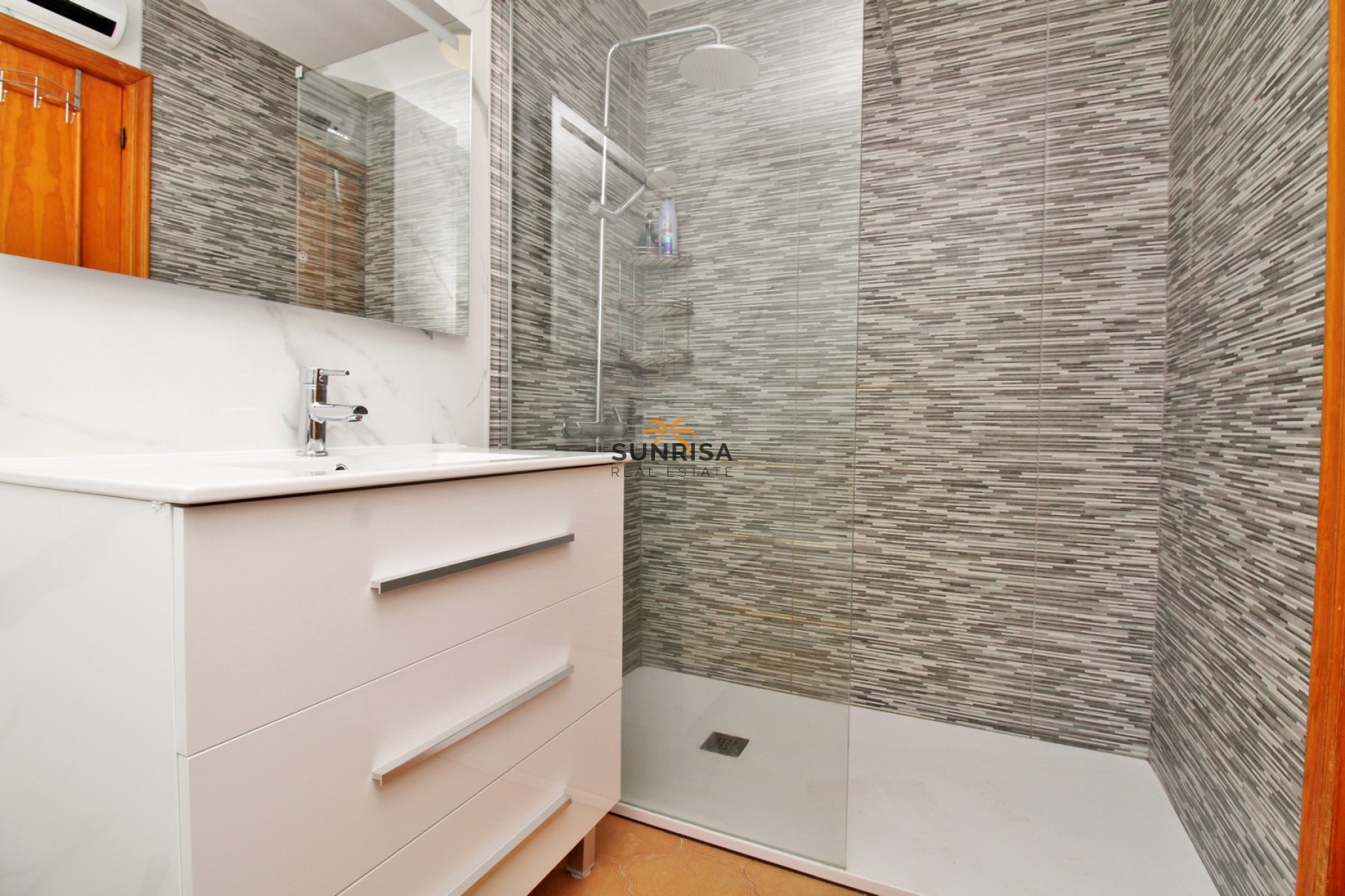Reventa - Apartamento - Villamartin