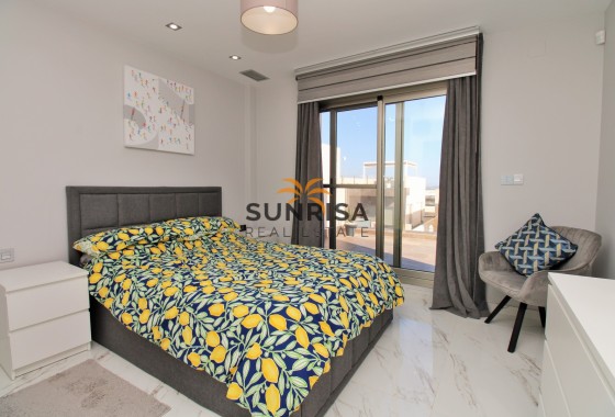 Villa · Revente - Villamartin · Alicante · Espagne