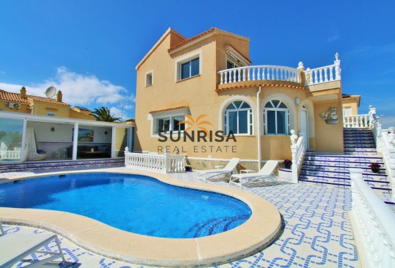 Villa · Resale - Villamartin · Alicante · Spain