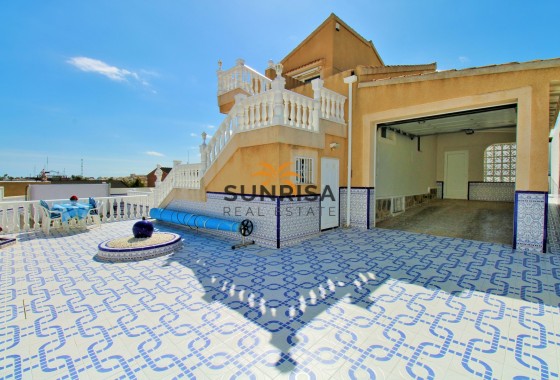 Villa · Resale - Villamartin · Alicante · Spain