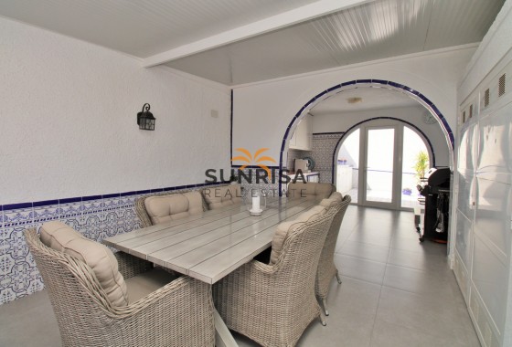 Villa · Resale - Villamartin · Alicante · Spain