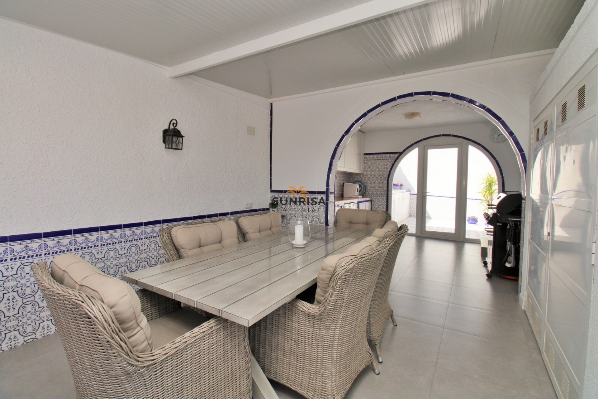 Resale - Villa - Villamartin