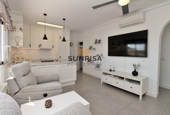 Villa · Resale - Villamartin · Alicante · Spain
