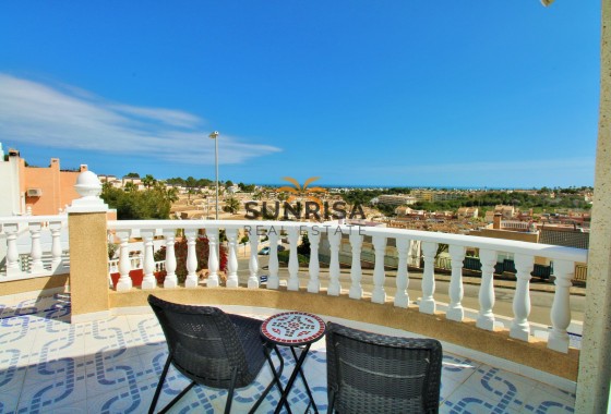 Villa · Resale - Villamartin · Alicante · Spain