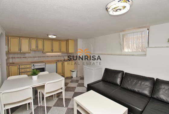 Villa · Resale - Villamartin · Alicante · Spain