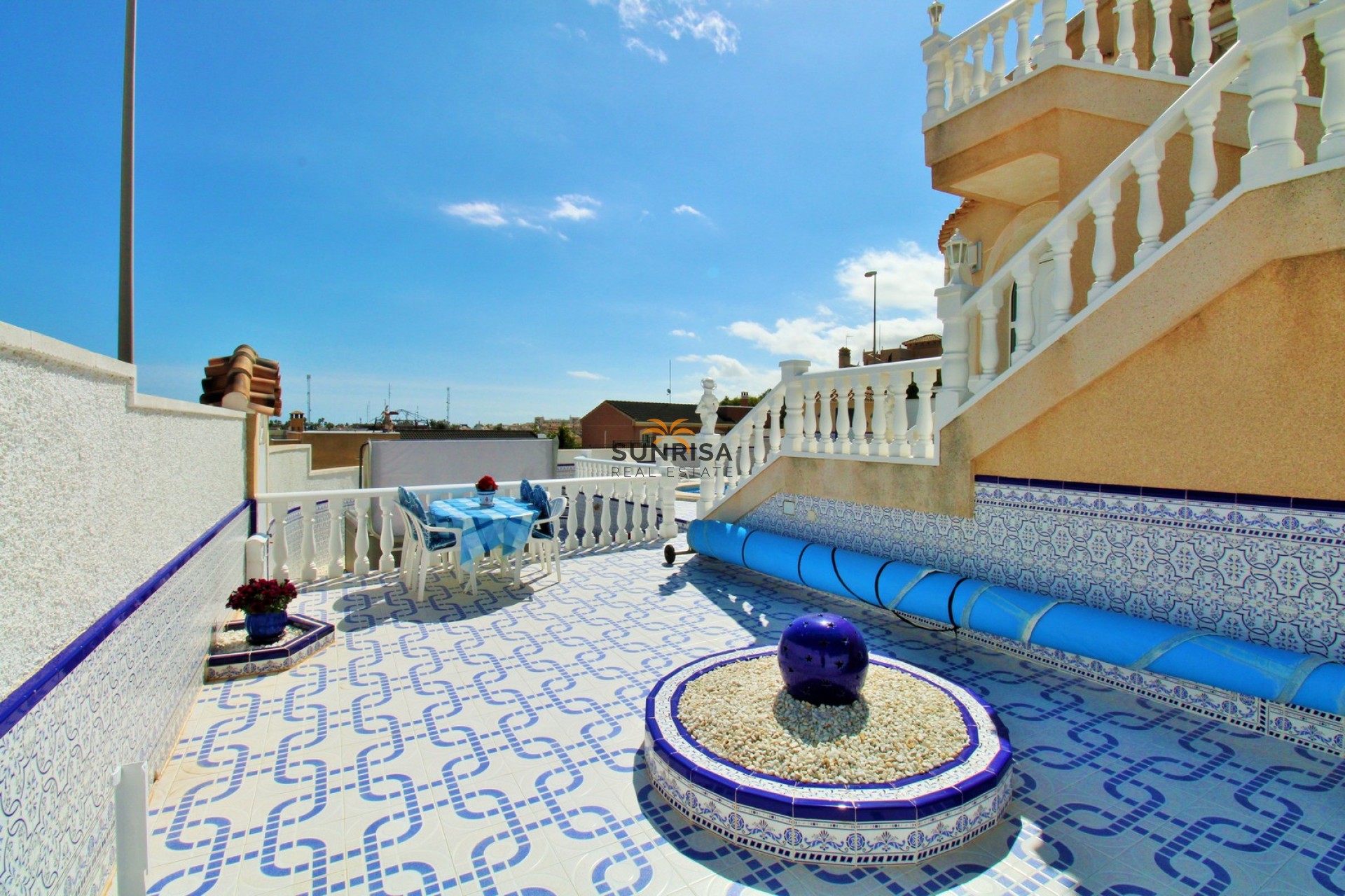Resale - Villa - Villamartin