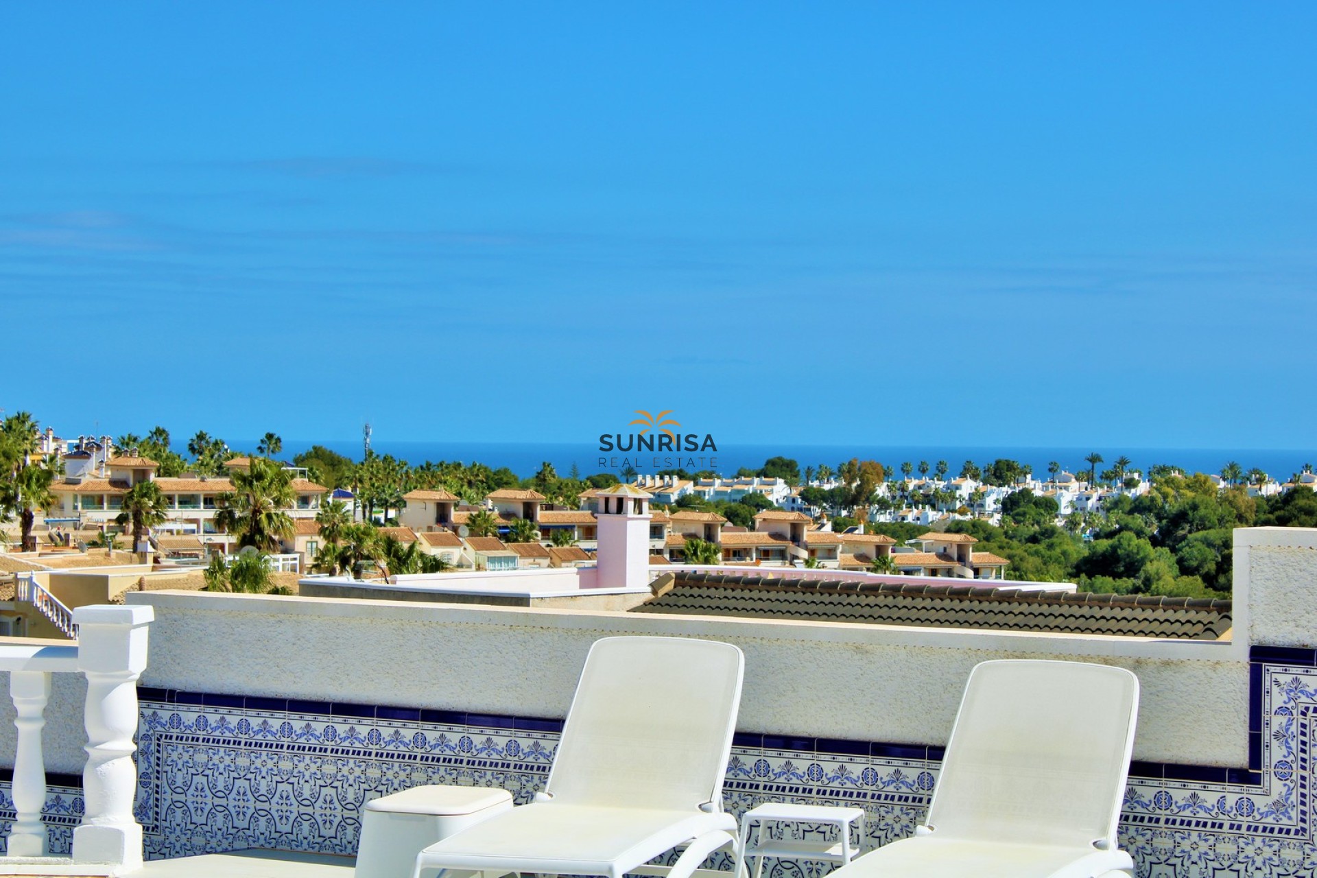 Resale - Villa - Villamartin
