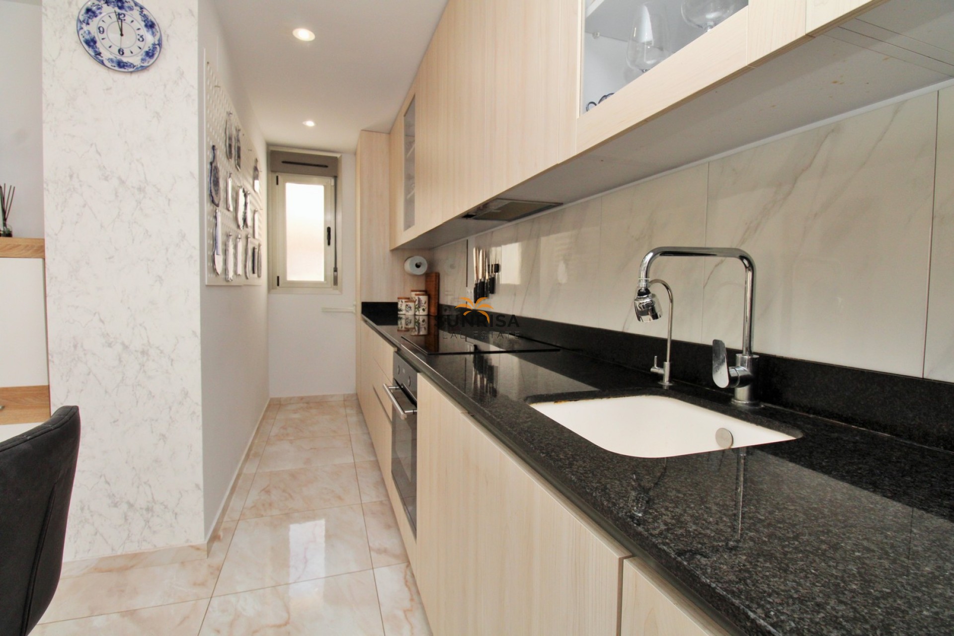 Resale - Villa - Villamartin