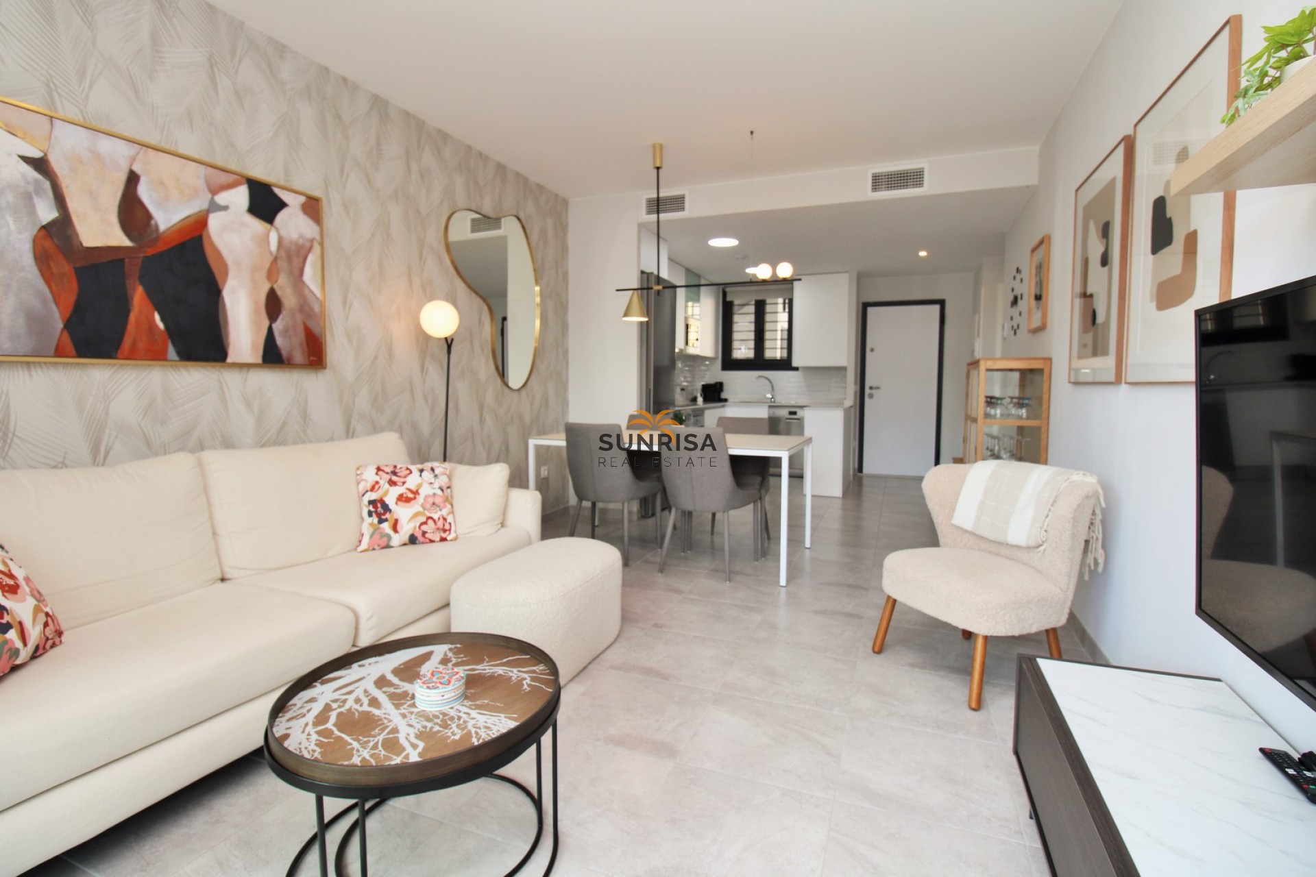 Resale - Apartment - Villamartin