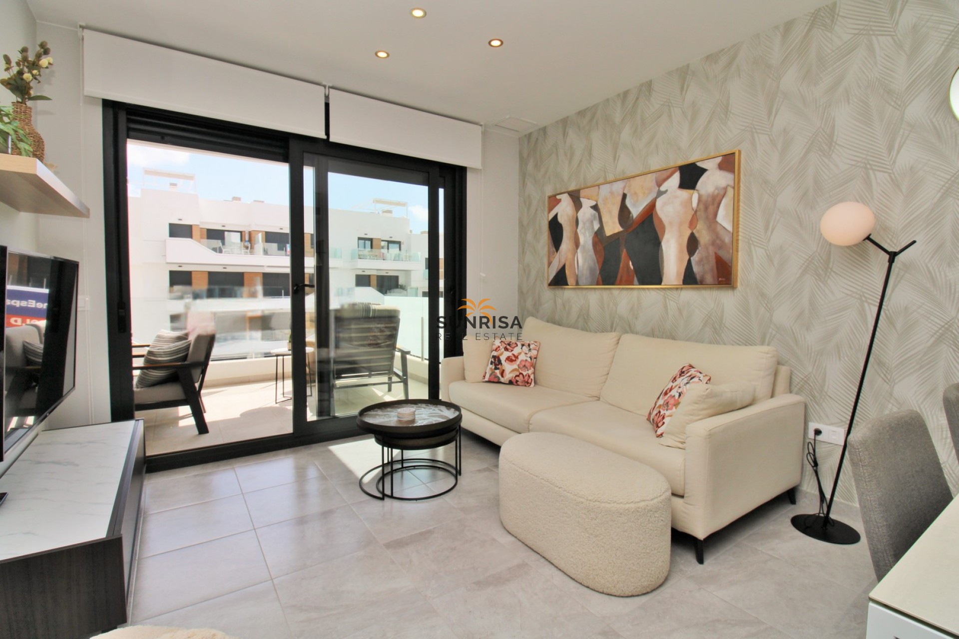 Resale - Apartment - Villamartin