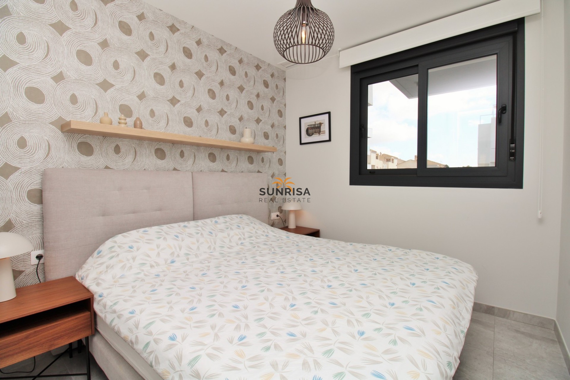 Resale - Apartment - Villamartin