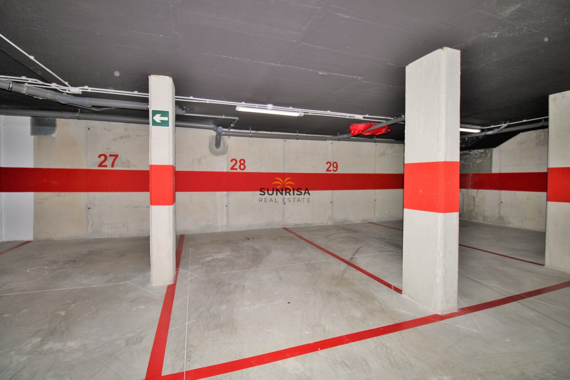 Resale - Apartment - Villamartin