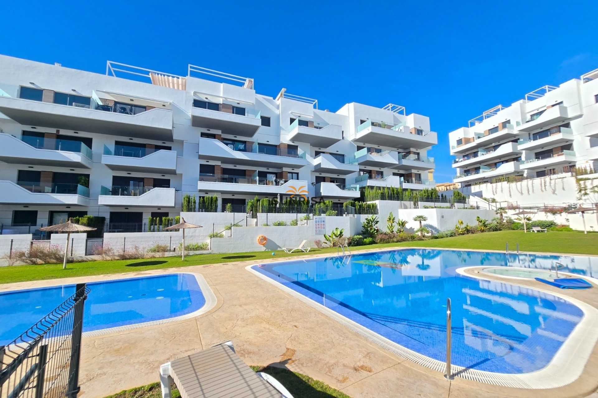 Resale - Apartment - Villamartin