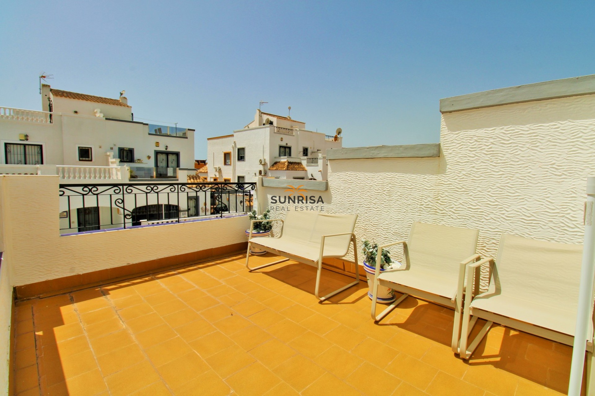 Resale - Townhouse - Los Altos