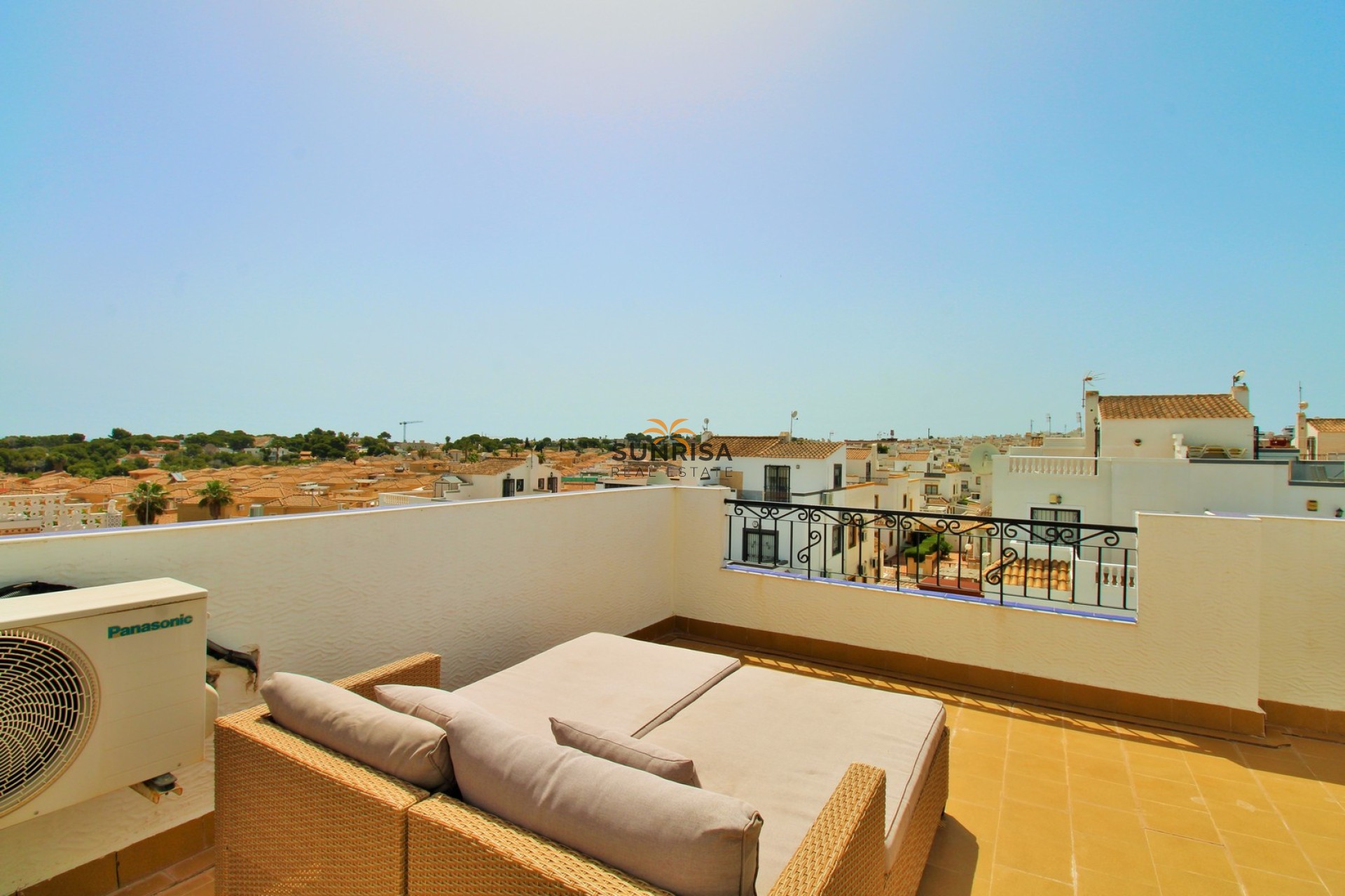 Resale - Townhouse - Los Altos